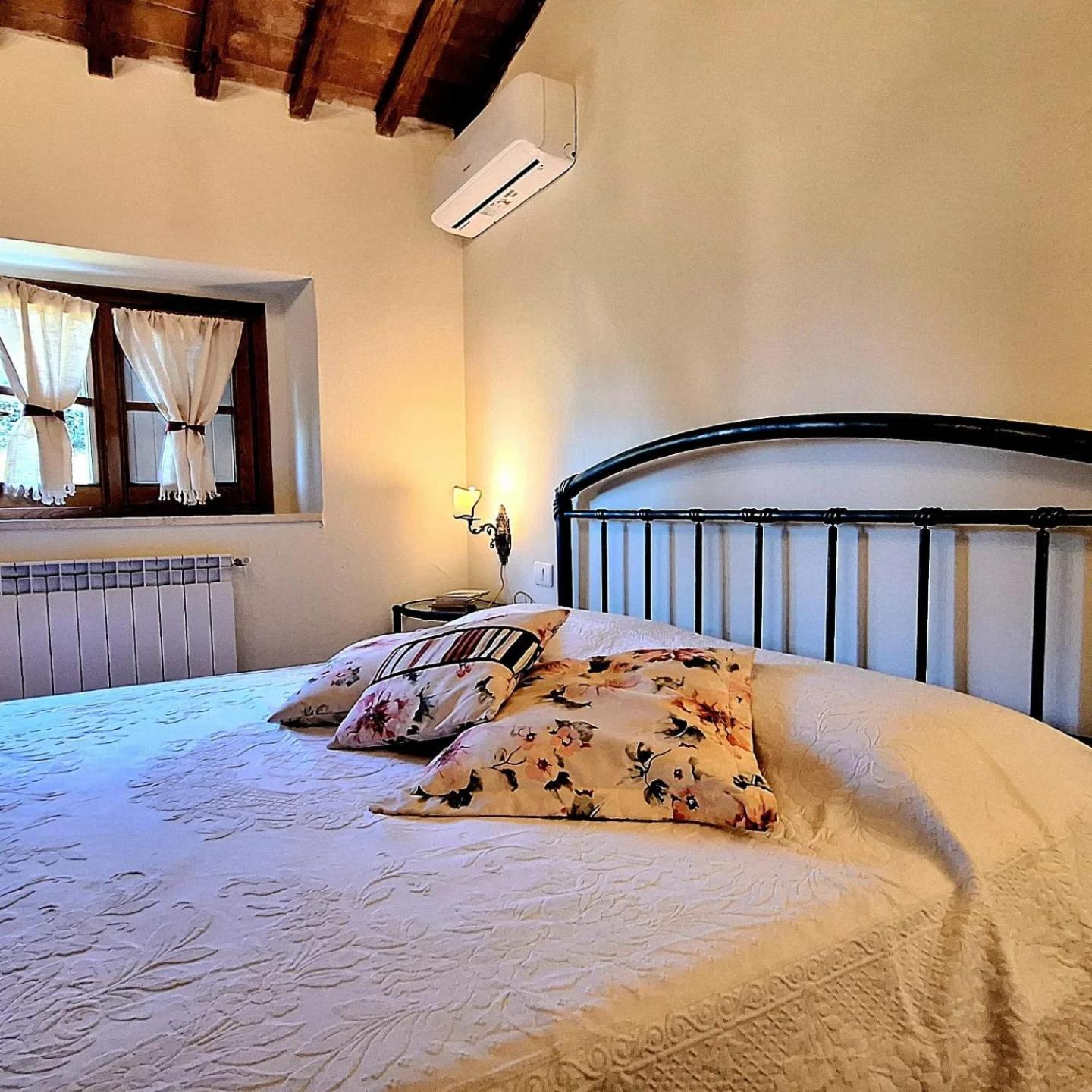 Podere La Fonte Vernaccia & Zafferano Castel San Gimignano Esterno foto